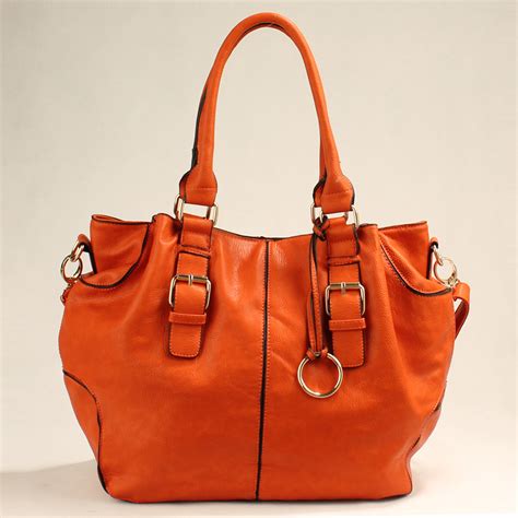 wholesale handbags distributors.